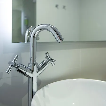 Jaime I 3* מורה דה רוביילוס